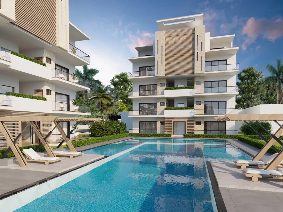 Charming 2BR Penthouse with Gated Community in Los Corales — 152m²