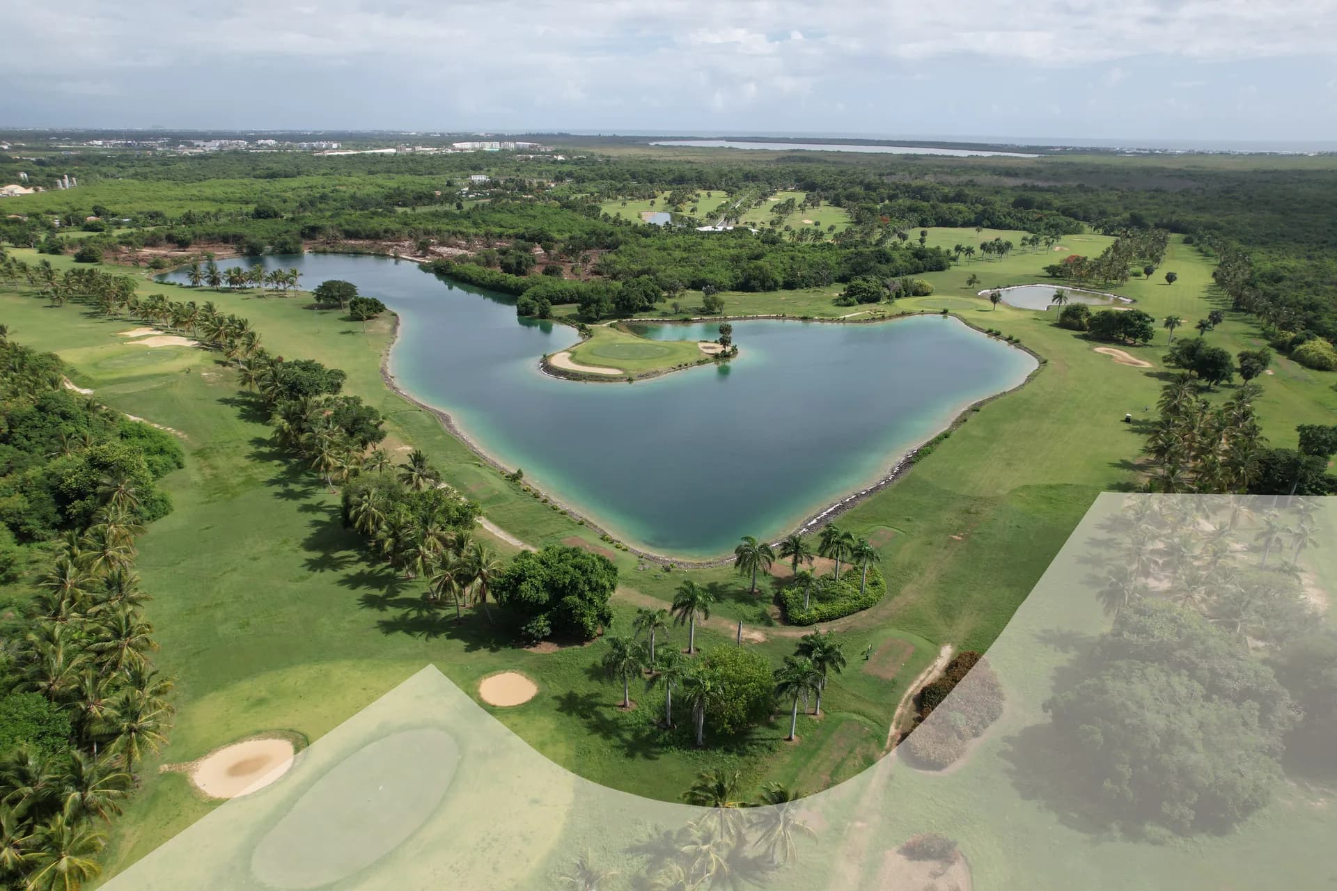Lujosa Villa en Venta | Punta Cana Village West